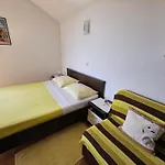 Rubic Lägenhet Omiš